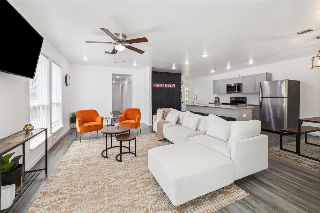 2631 Stevens Street - Photo 9