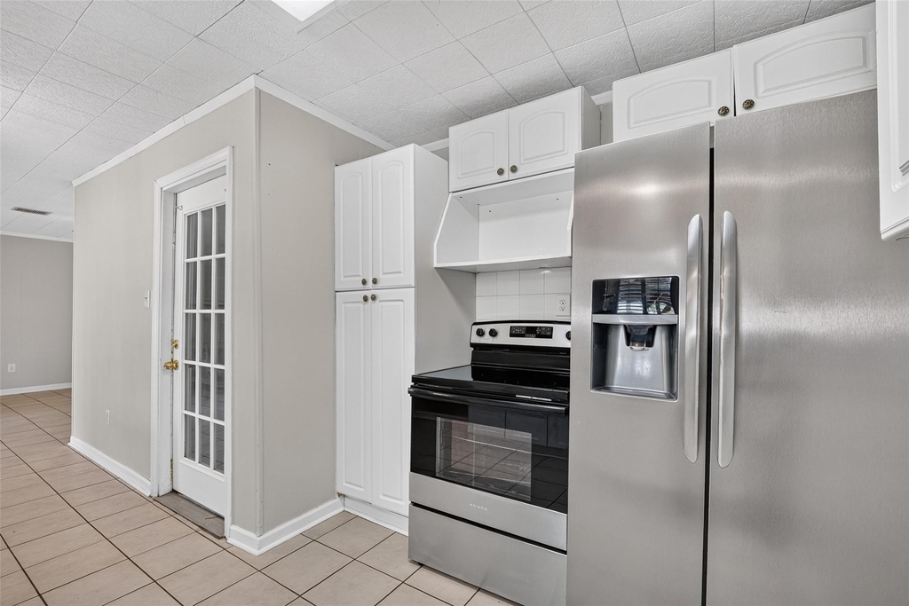 12207 Flushing Meadows Drive - Photo 8
