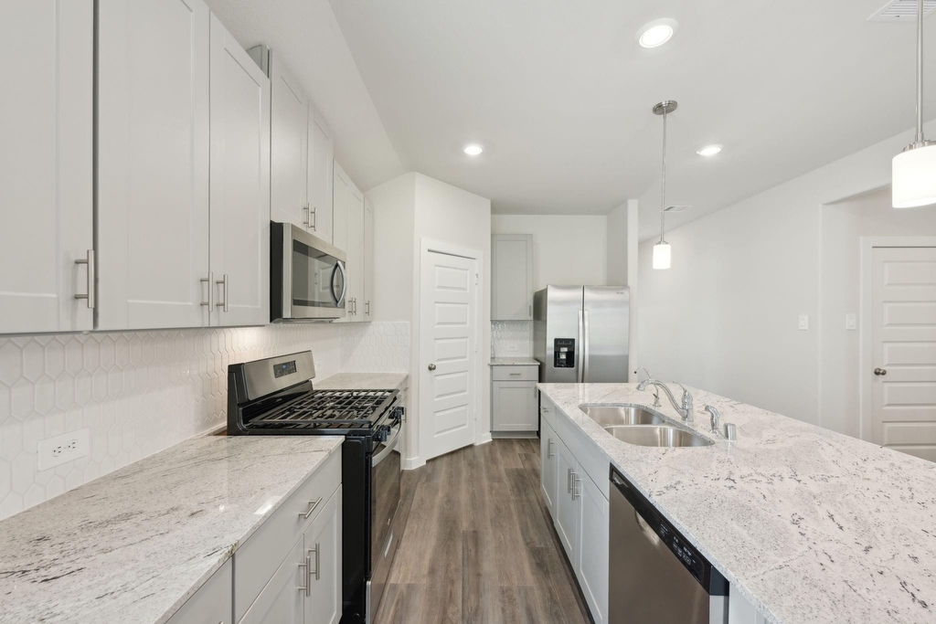 17897 Stone Terrace Court - Photo 7