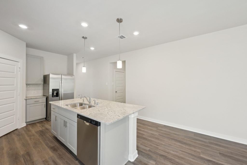 17897 Stone Terrace Court - Photo 8