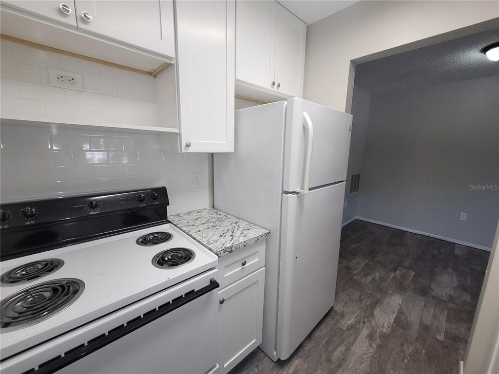 305 Jeru Boulevard - Photo 7
