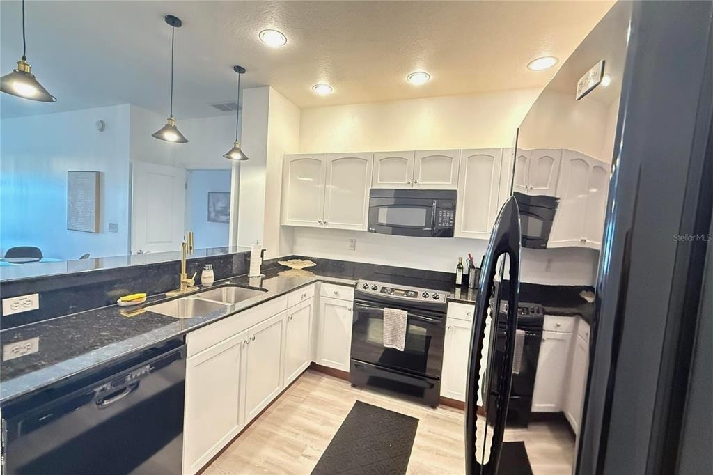 628 Cleveland Street - Photo 6