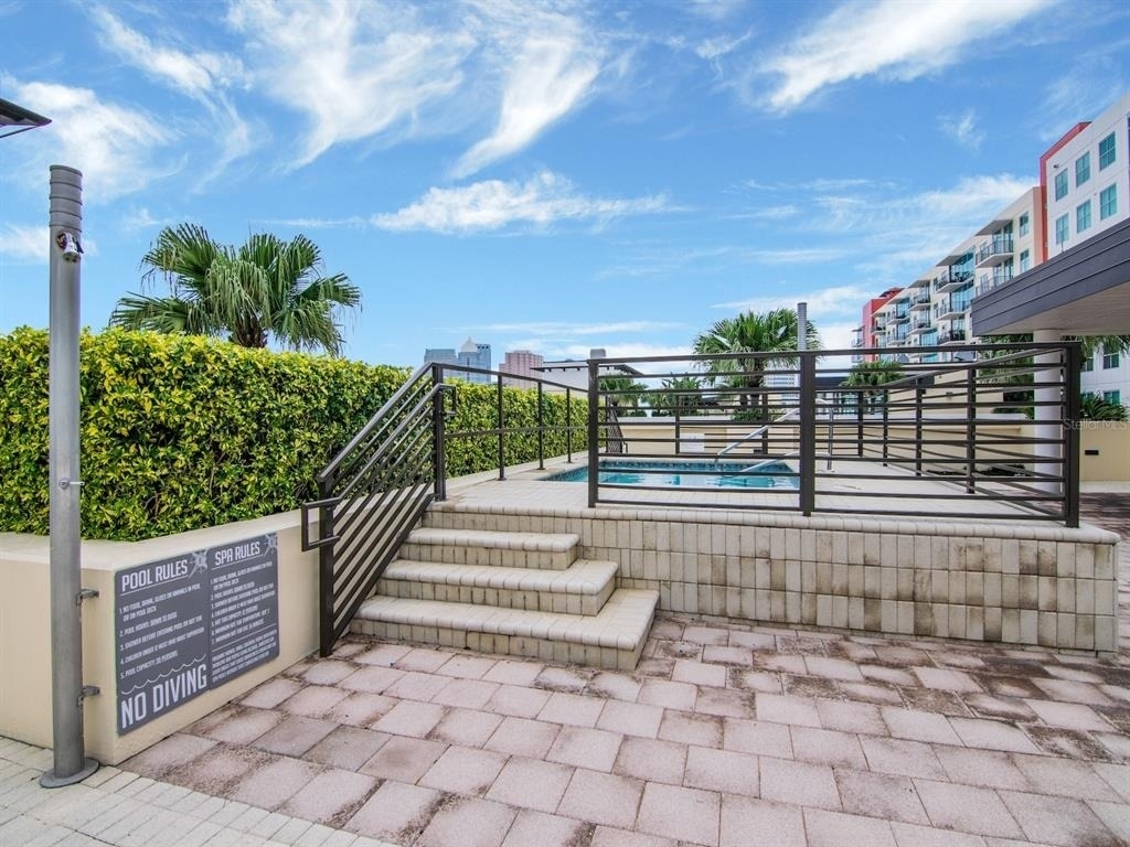 1120 E Kennedy Boulevard - Photo 16