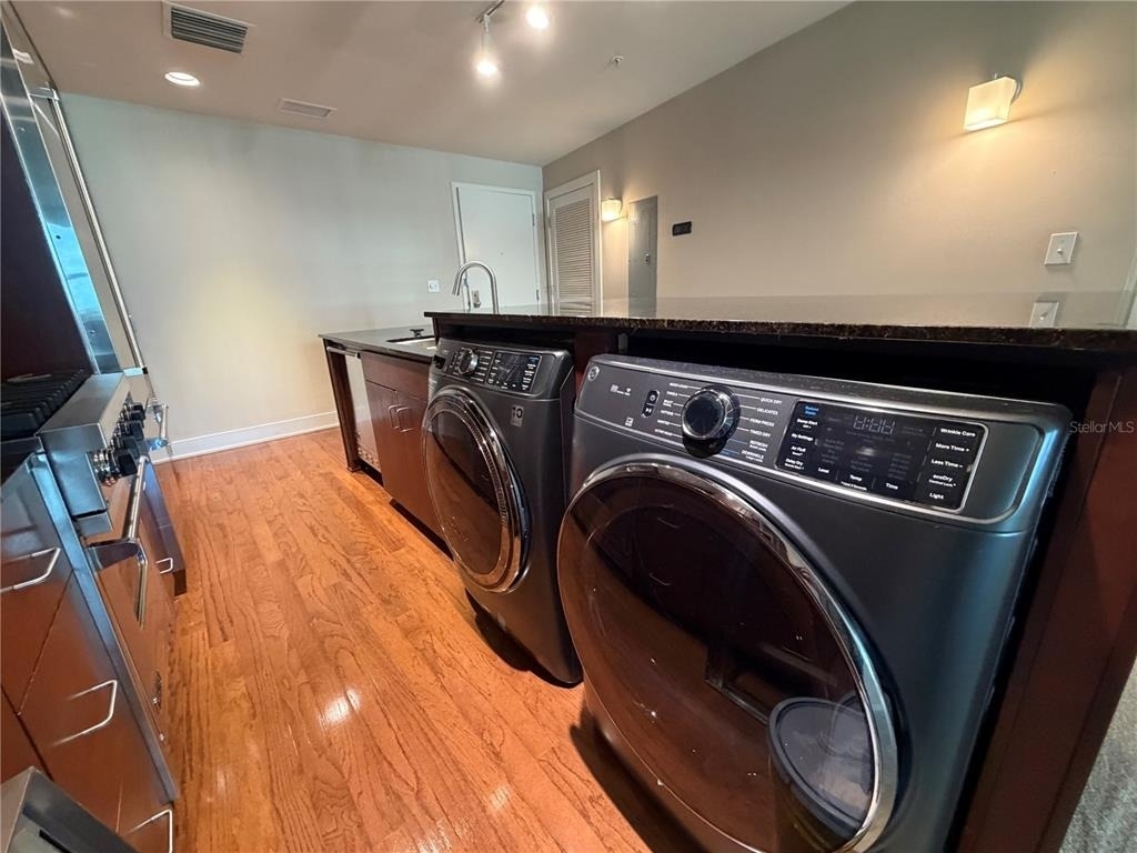 1120 E Kennedy Boulevard - Photo 5