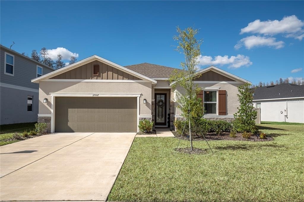 37557 Mackenzie Drive - Photo 0