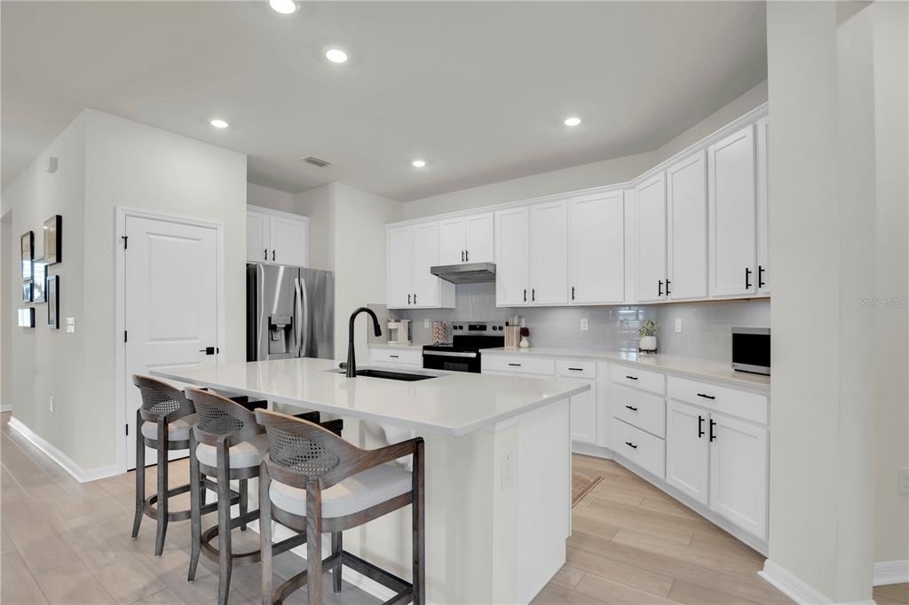 37557 Mackenzie Drive - Photo 8