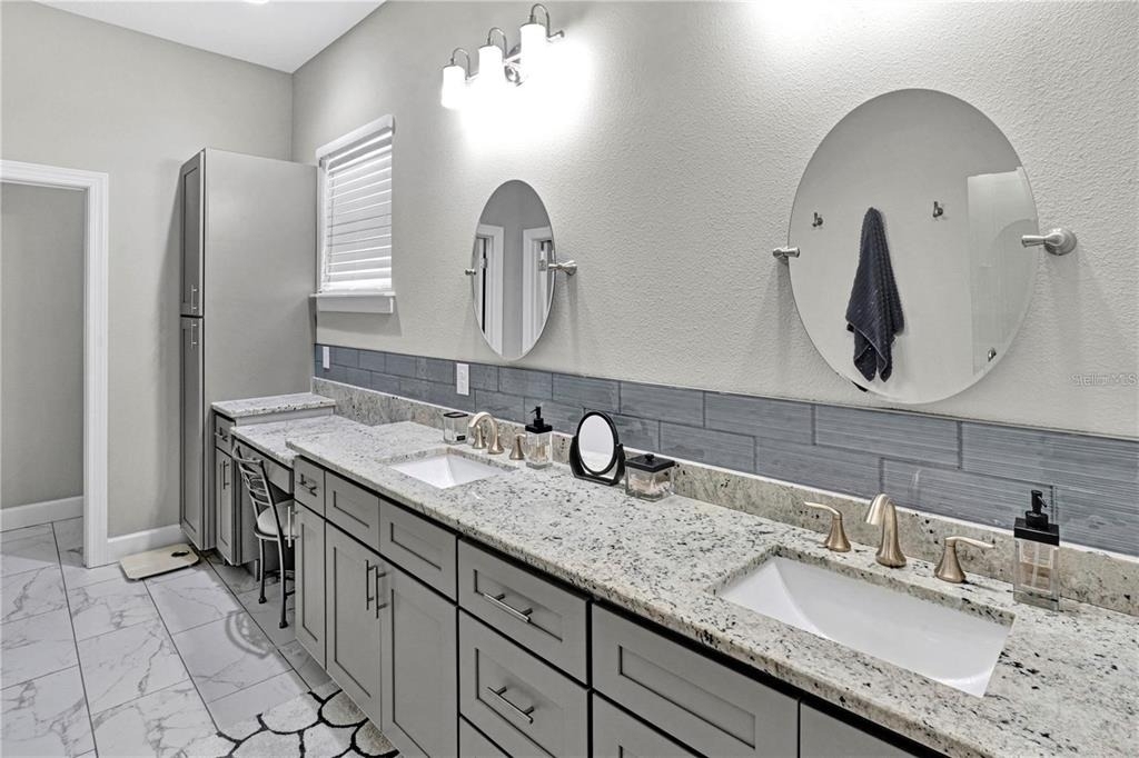 746 Grand Cypress Lane - Photo 10