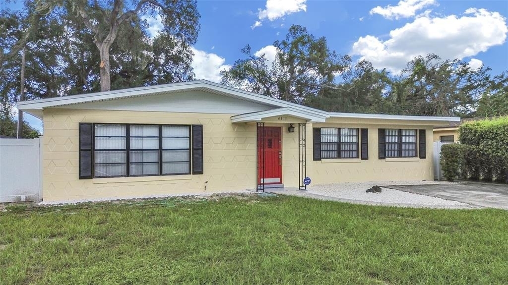 4411 Bass Street - Photo 2