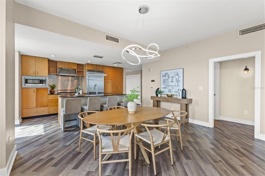 1120 E Kennedy Boulevard - Photo 12