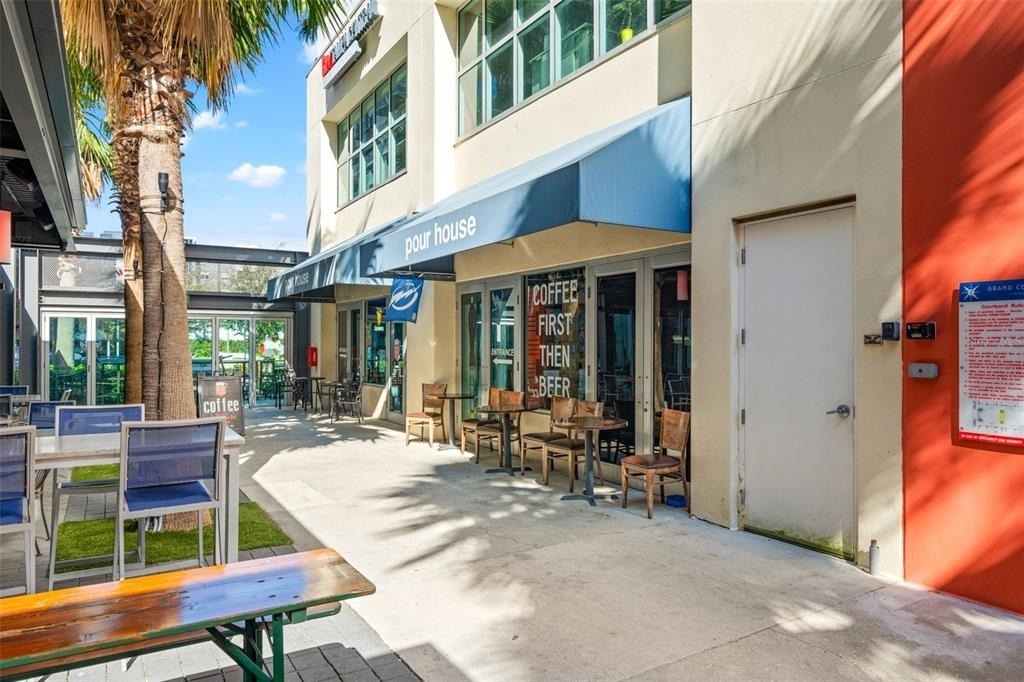 1120 E Kennedy Boulevard - Photo 38
