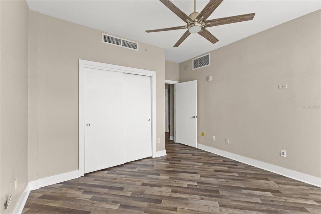 1120 E Kennedy Boulevard - Photo 25