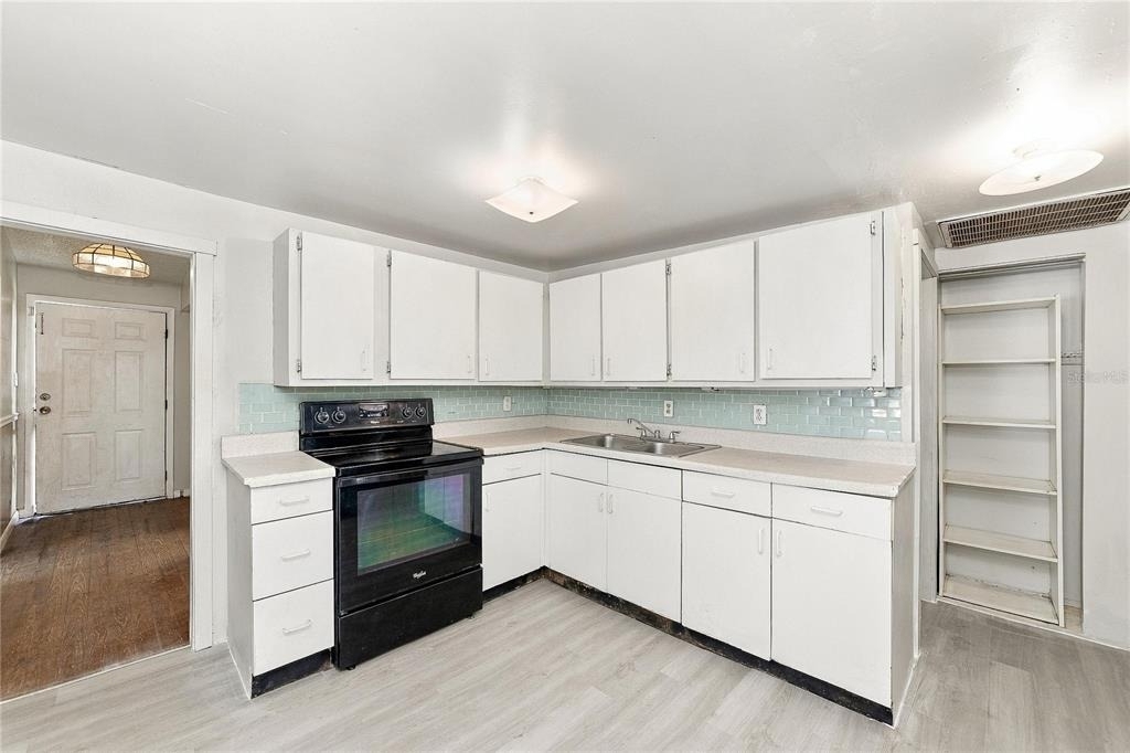 1103 36th Avenue W - Photo 8