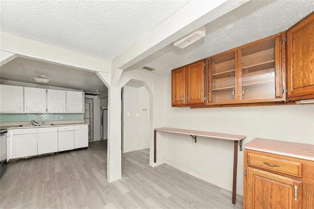 1103 36th Avenue W - Photo 5