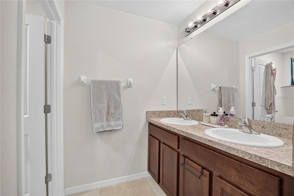 8219 Bilston Village Lane - Photo 19