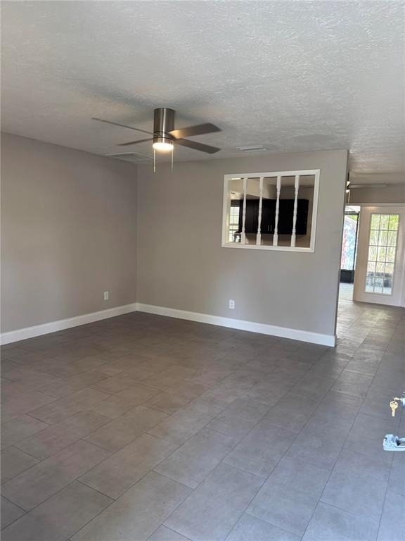609 Avocado Drive - Photo 15