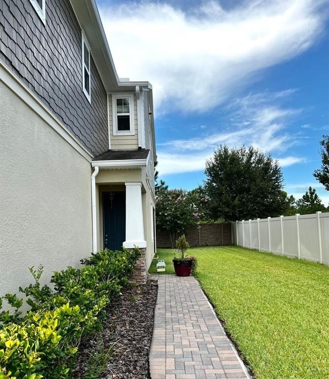 18814 Cornuta Street - Photo 3