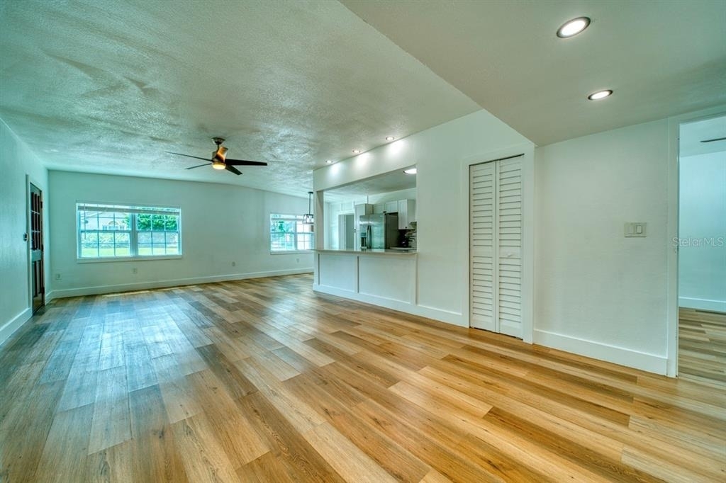 3338 Ontario Avenue - Photo 9