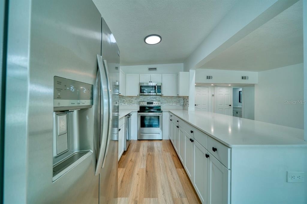 3338 Ontario Avenue - Photo 7