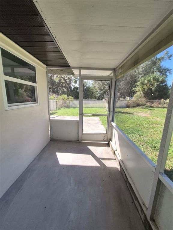 805 Longfellow Terrace - Photo 18