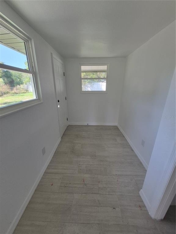 805 Longfellow Terrace - Photo 5