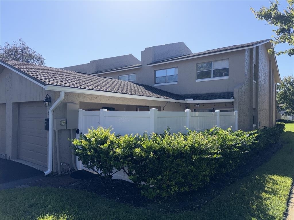822 Town Circle - Photo 16