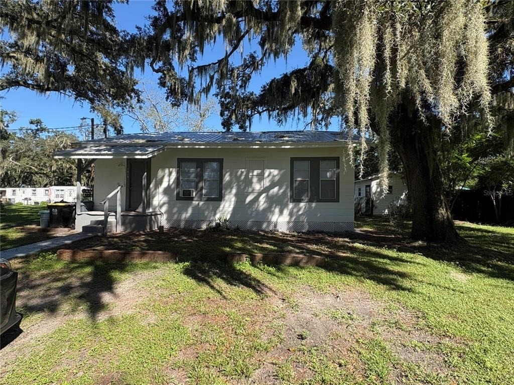1619 Bens Lane - Photo 0