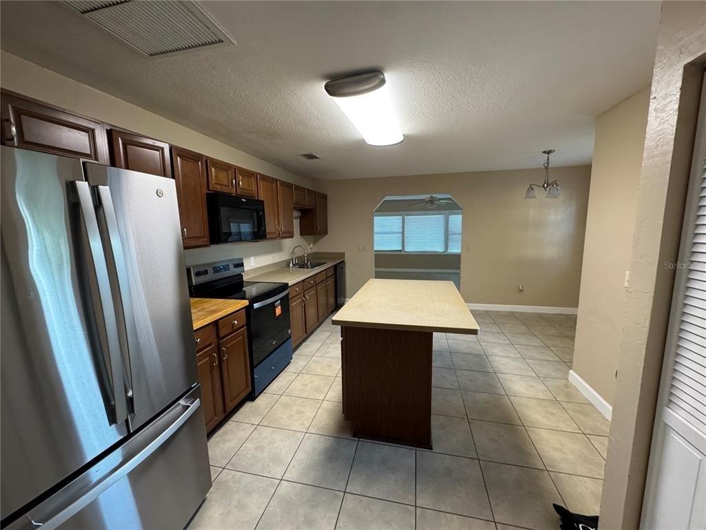 151 Bressler Lane - Photo 2