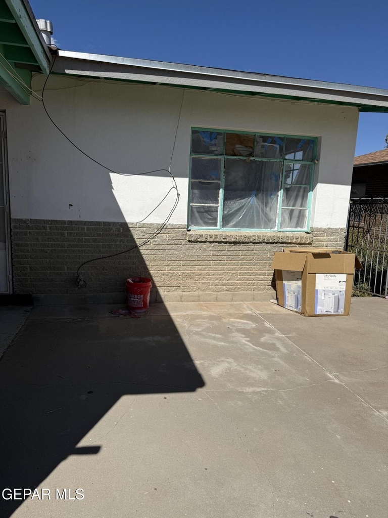 3720 Mountain Avenue W - Photo 3