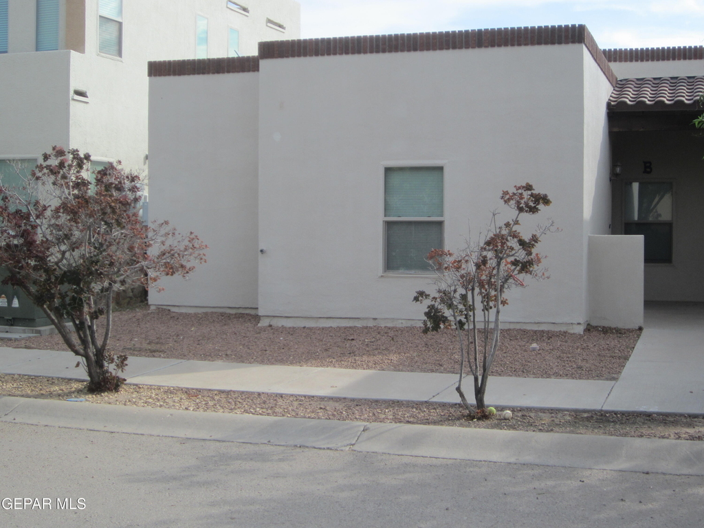6520 Hoop Street - Photo 0