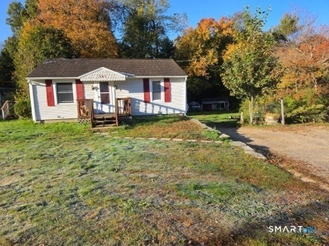187 Killingly Avenue - Photo 1