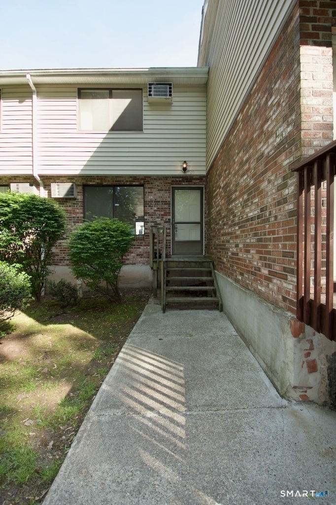 839 Blackstone Village - Photo 0