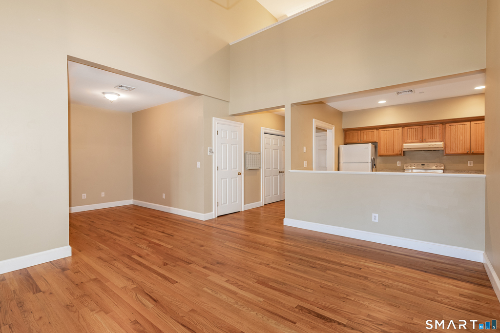 621 Main Street - Photo 8