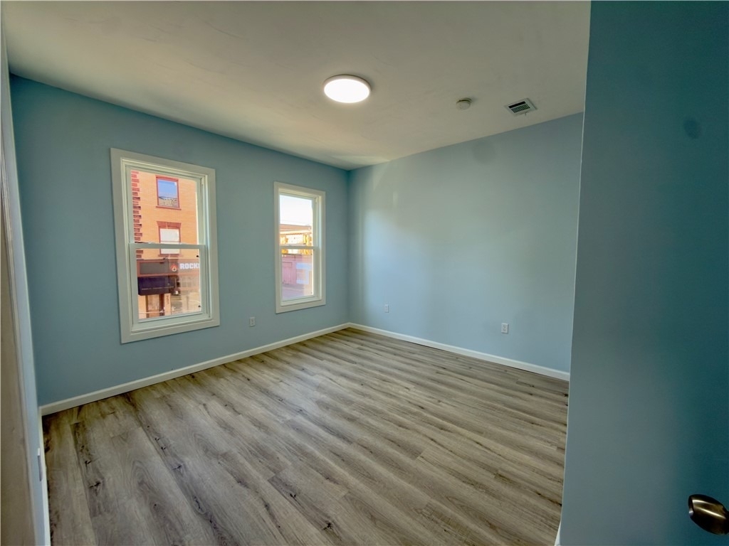 730 Broadway Ave - Photo 13
