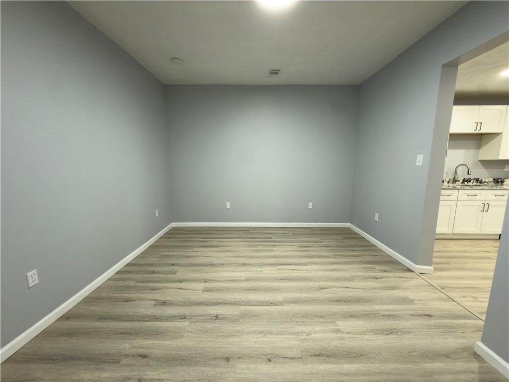 730 Broadway Ave - Photo 10