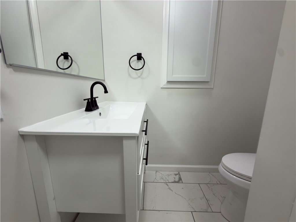 730 Broadway Ave - Photo 18