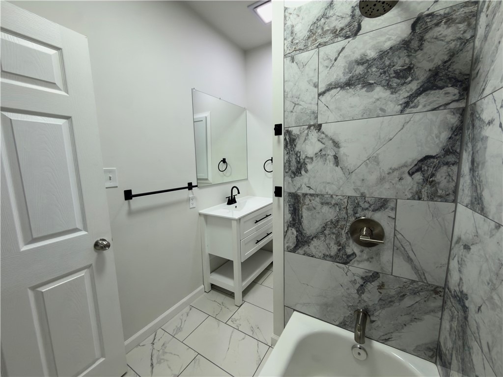730 Broadway Ave - Photo 17