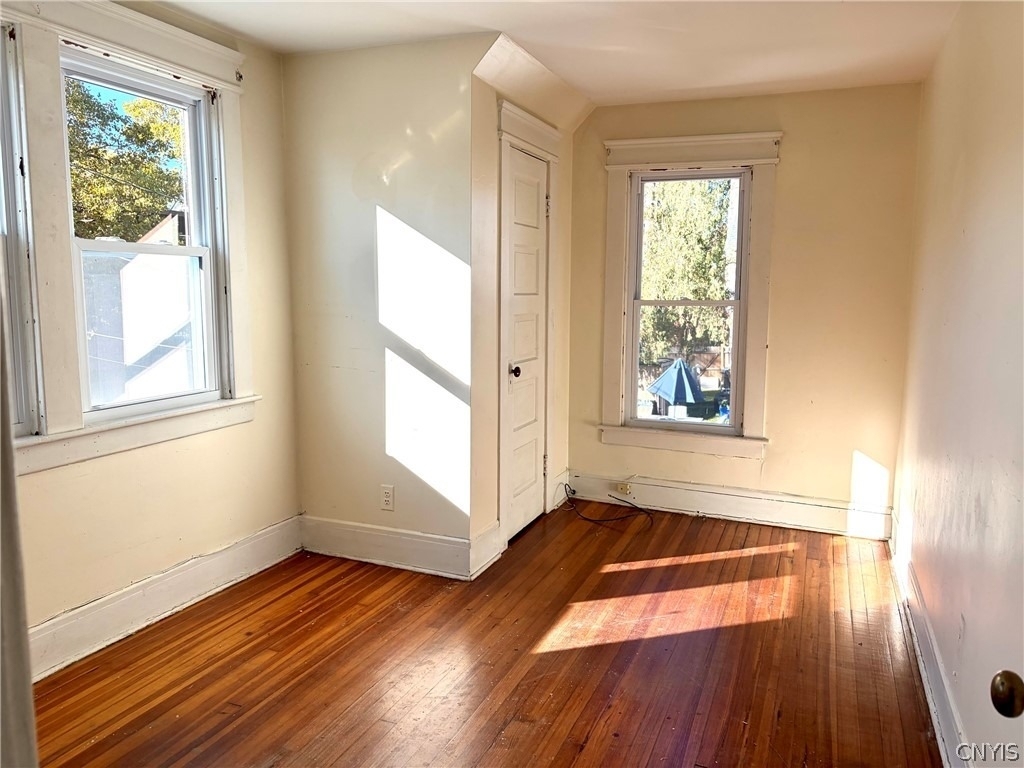 210 Grant Avenue - Photo 15