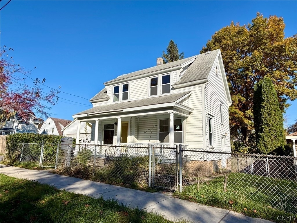 210 Grant Avenue - Photo 2