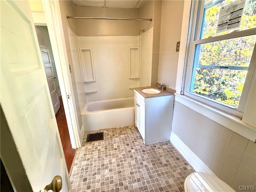 210 Grant Avenue - Photo 21