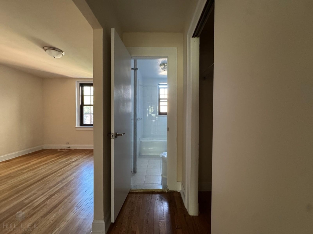 Skillman Ave. - Photo 5