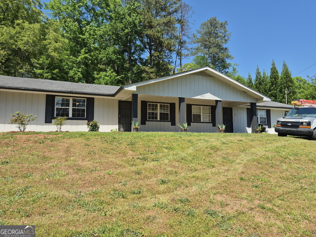 215 Belair Drive - Photo 0