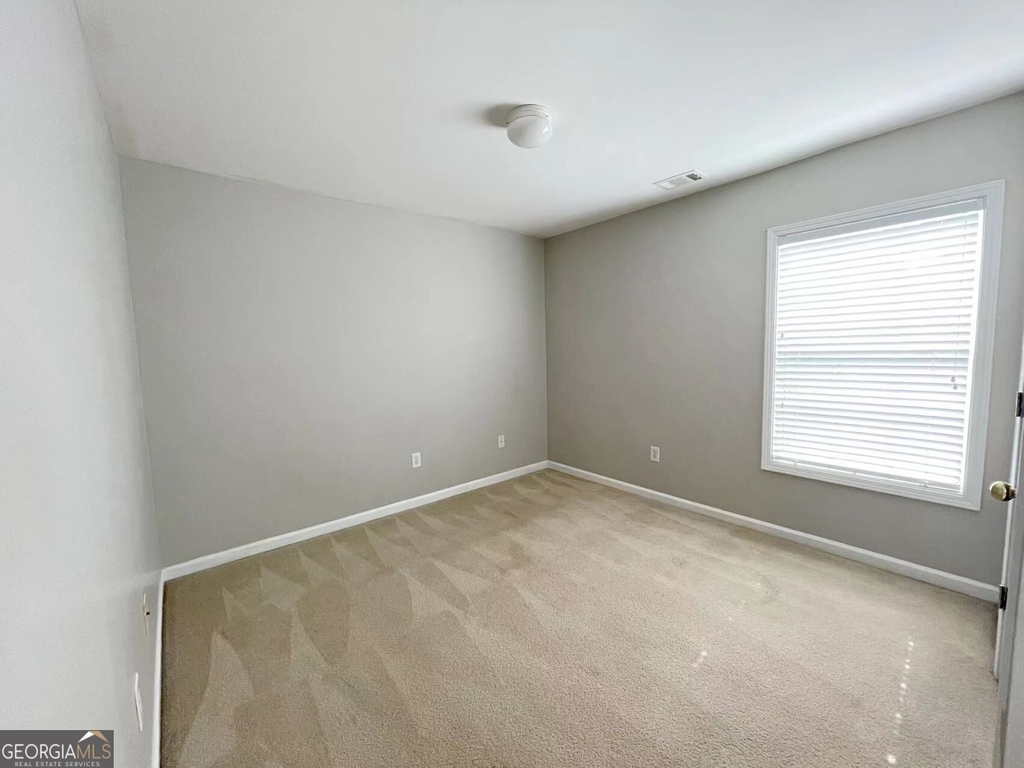 401 Norton Crossing - Photo 14