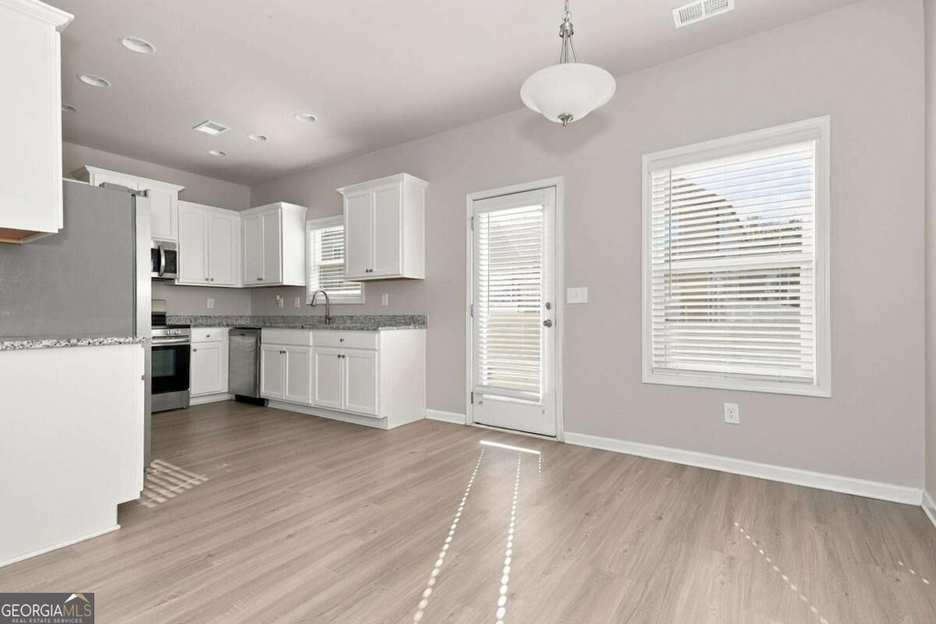 126 Culver Street - Photo 3