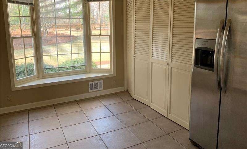 1455 Spalding Drive - Photo 9