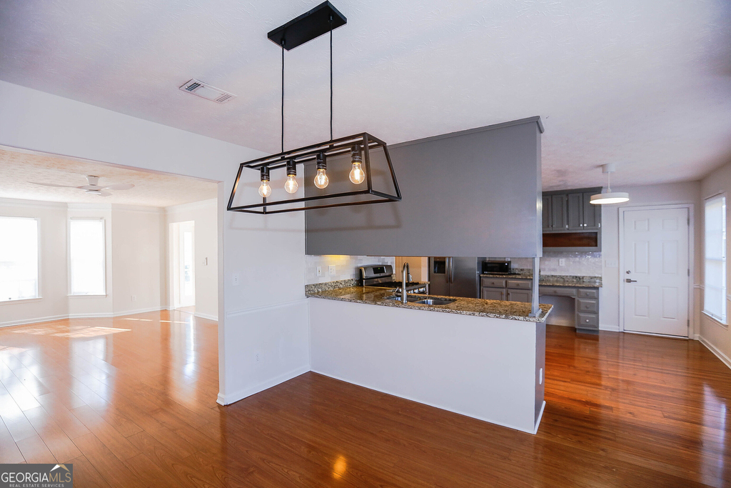 1885 Watercrest Circle - Photo 11