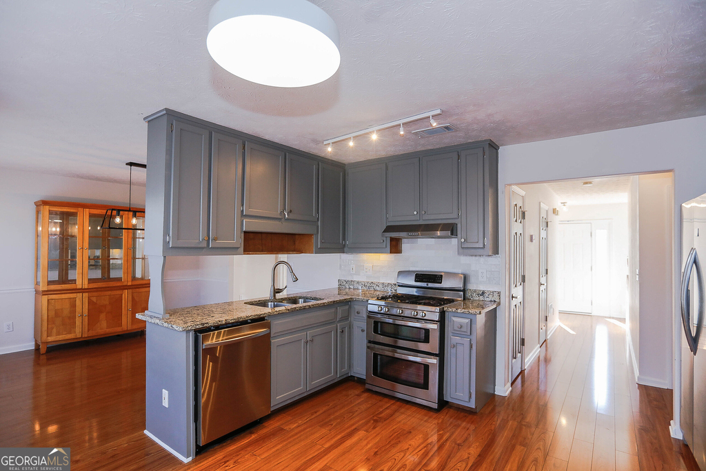 1885 Watercrest Circle - Photo 5