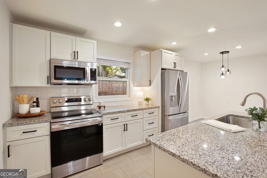 434 Afton Drive - Photo 15