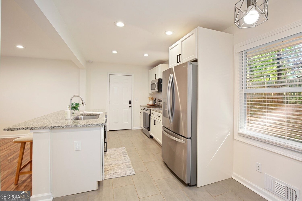 434 Afton Drive - Photo 12