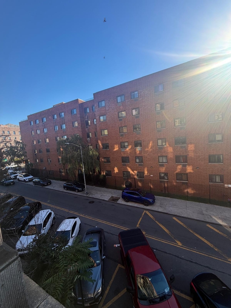 West 161st Street - Photo 9