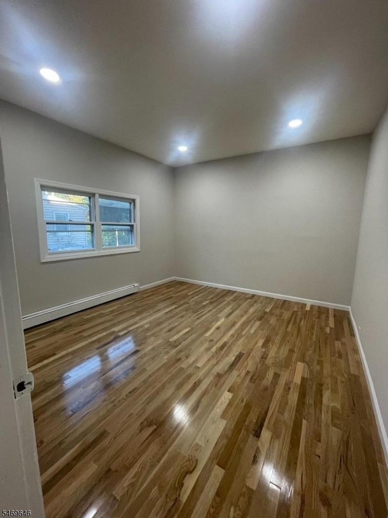 241 North Ave - Photo 4